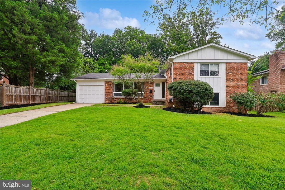 9215 Bardon Road, Bethesda, MD, 20814
