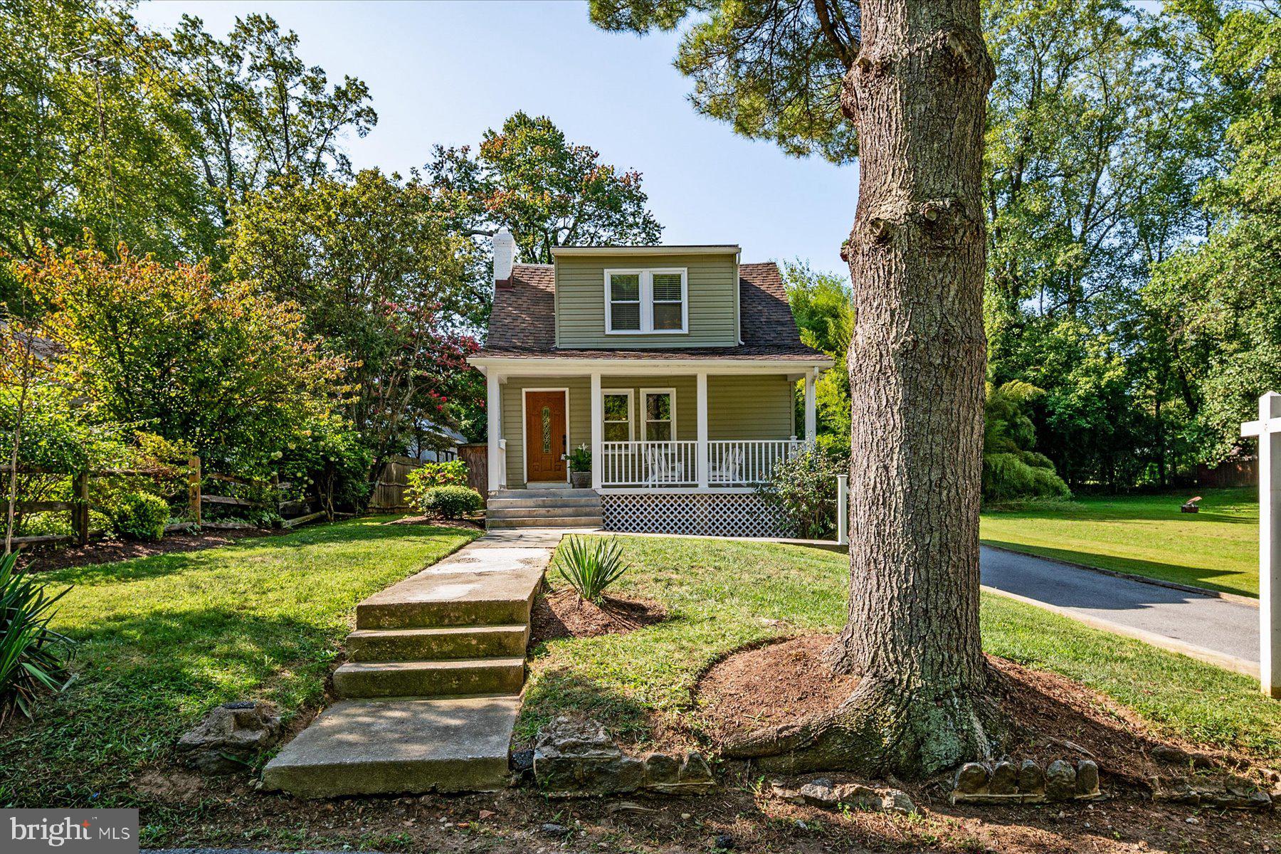 HOLLYWOOD PARK - Residential