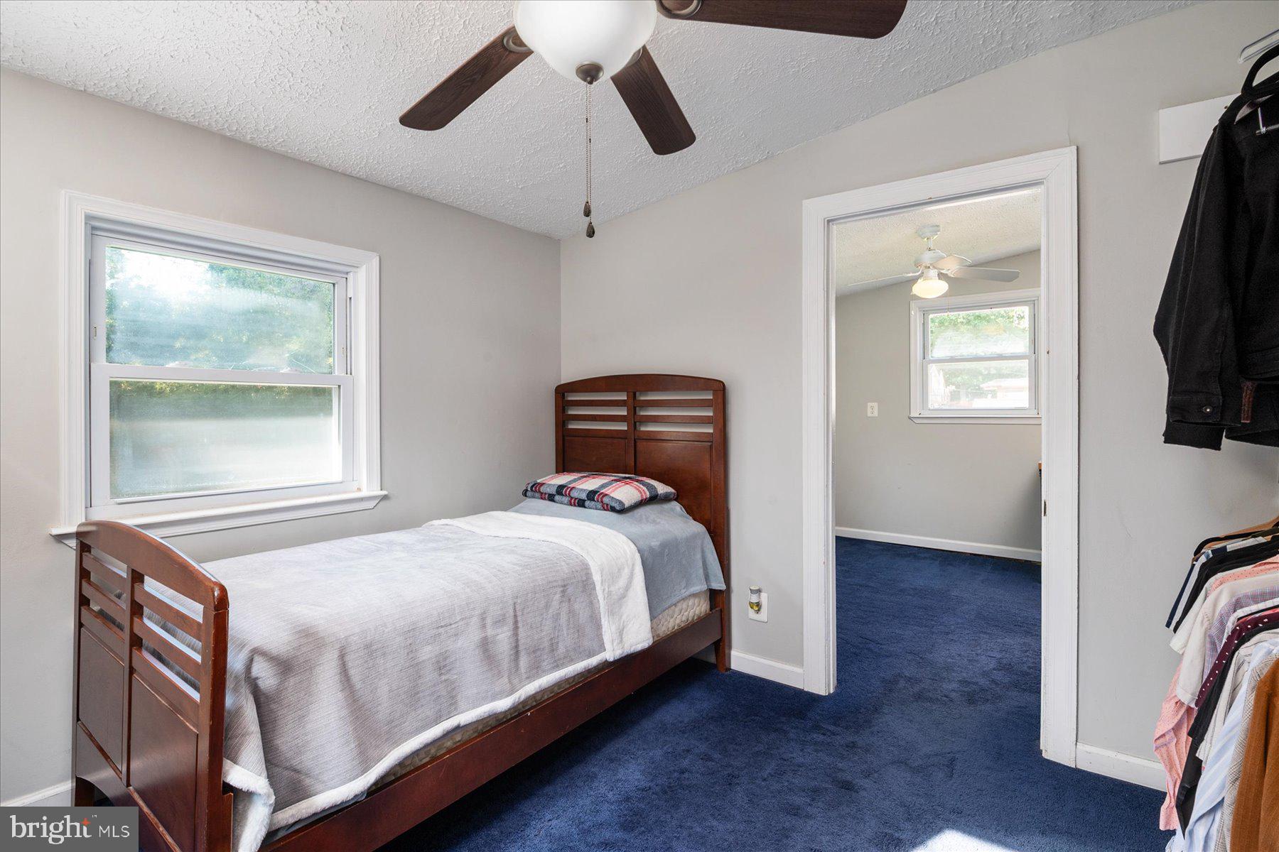 HOLLYWOOD PARK - Residential