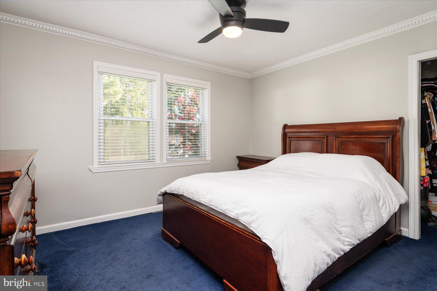 HOLLYWOOD PARK - Residential