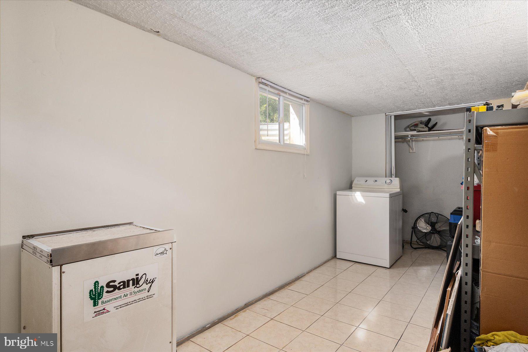 HOLLYWOOD PARK - Residential