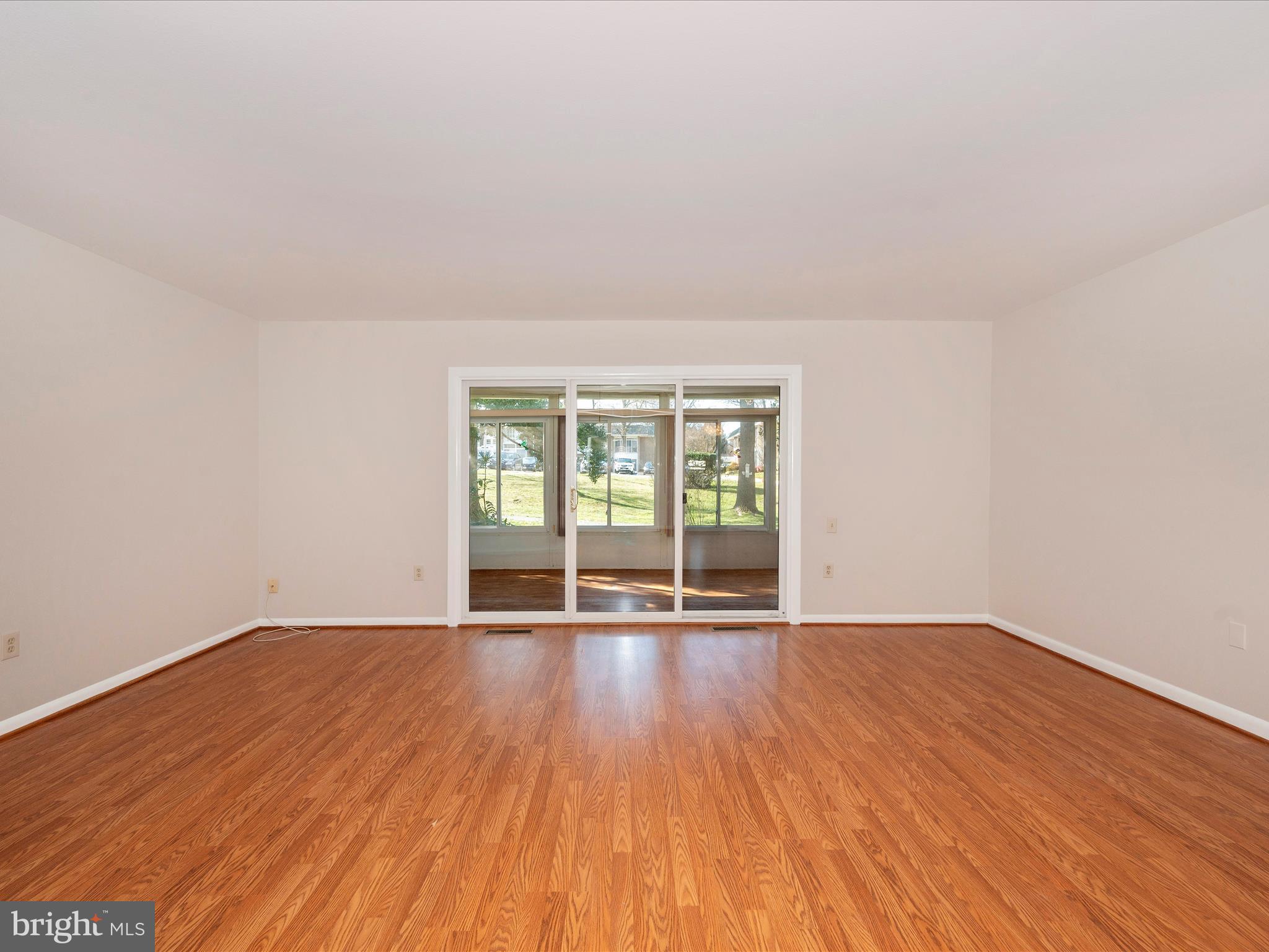 LEISURE WORLD - Residential