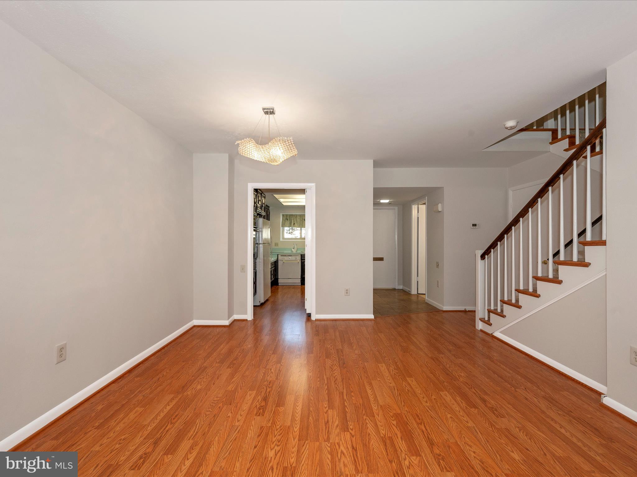 LEISURE WORLD - Residential