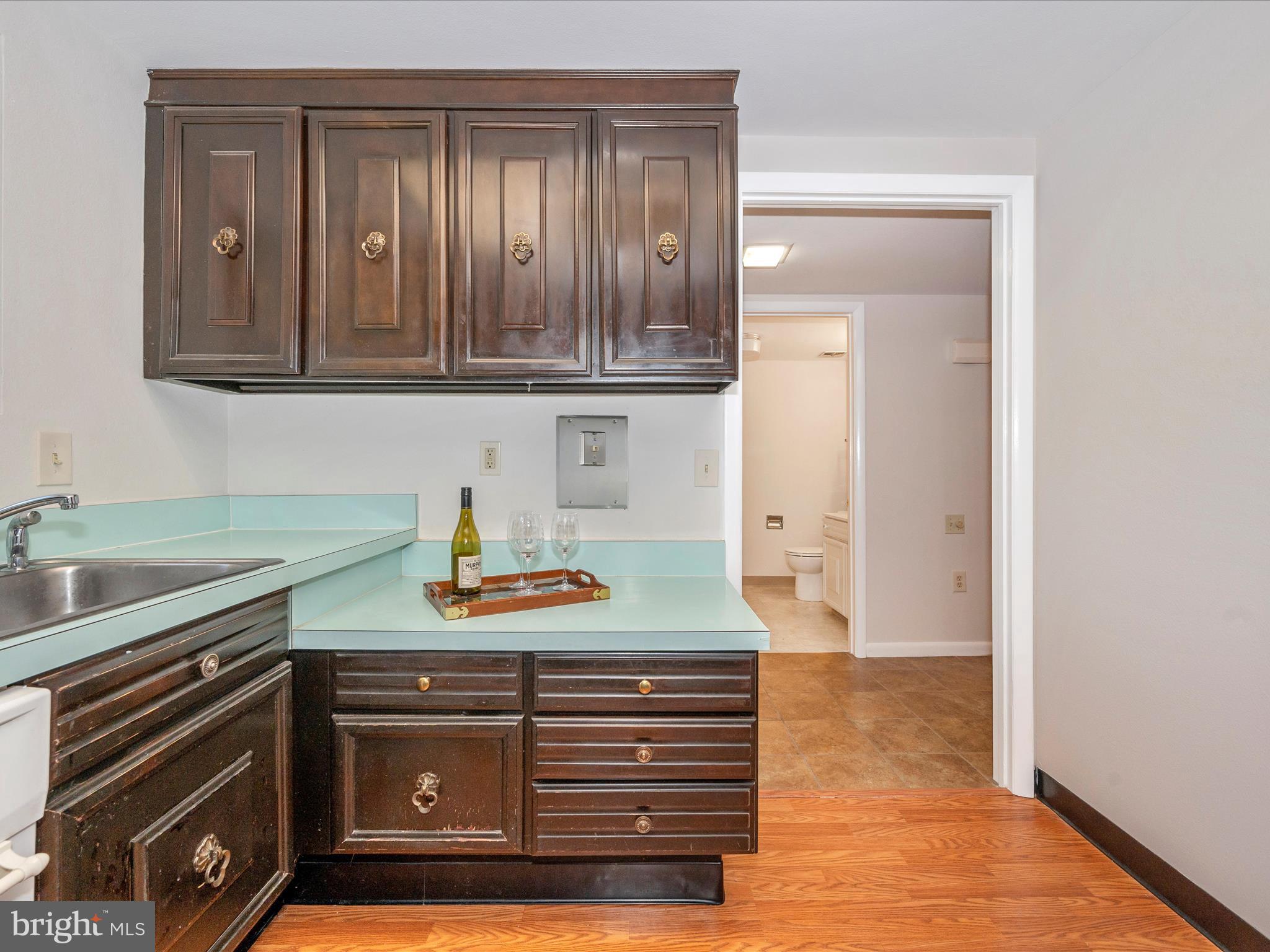 LEISURE WORLD - Residential