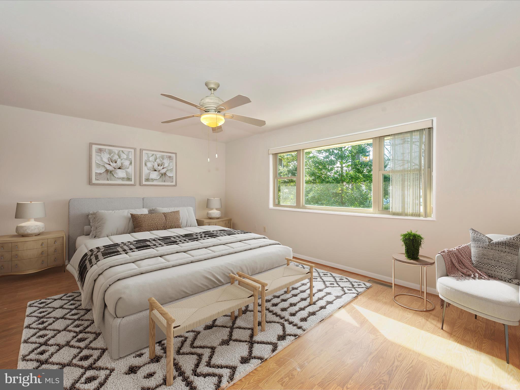 LEISURE WORLD - Residential