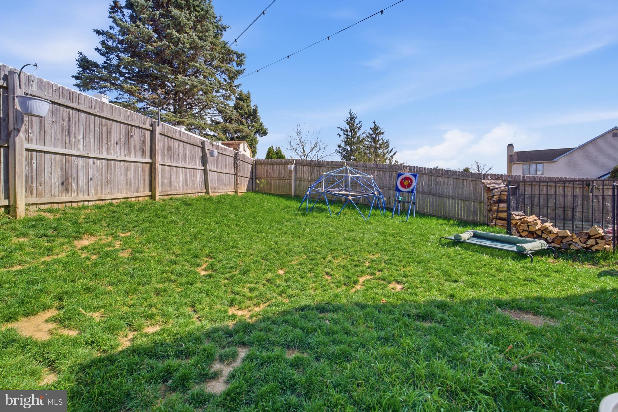 MAGNOLIA HILL - Residential