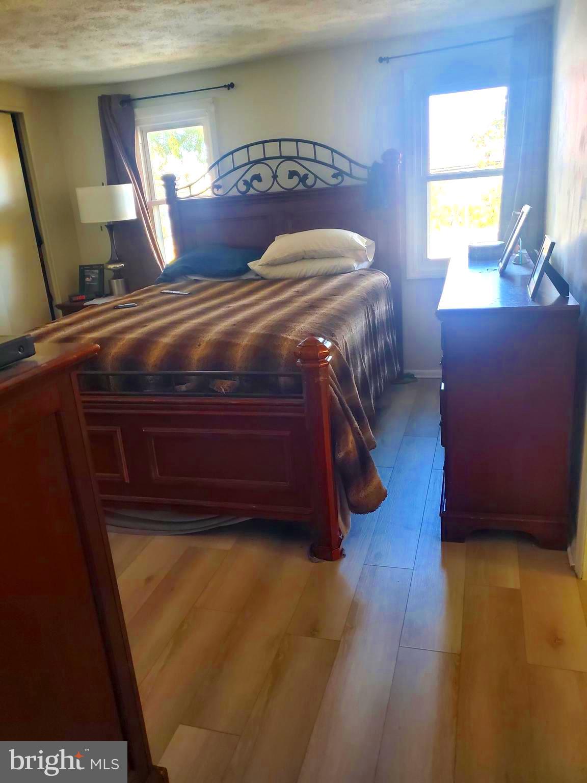 SUNSET BEACH - Residential Lease