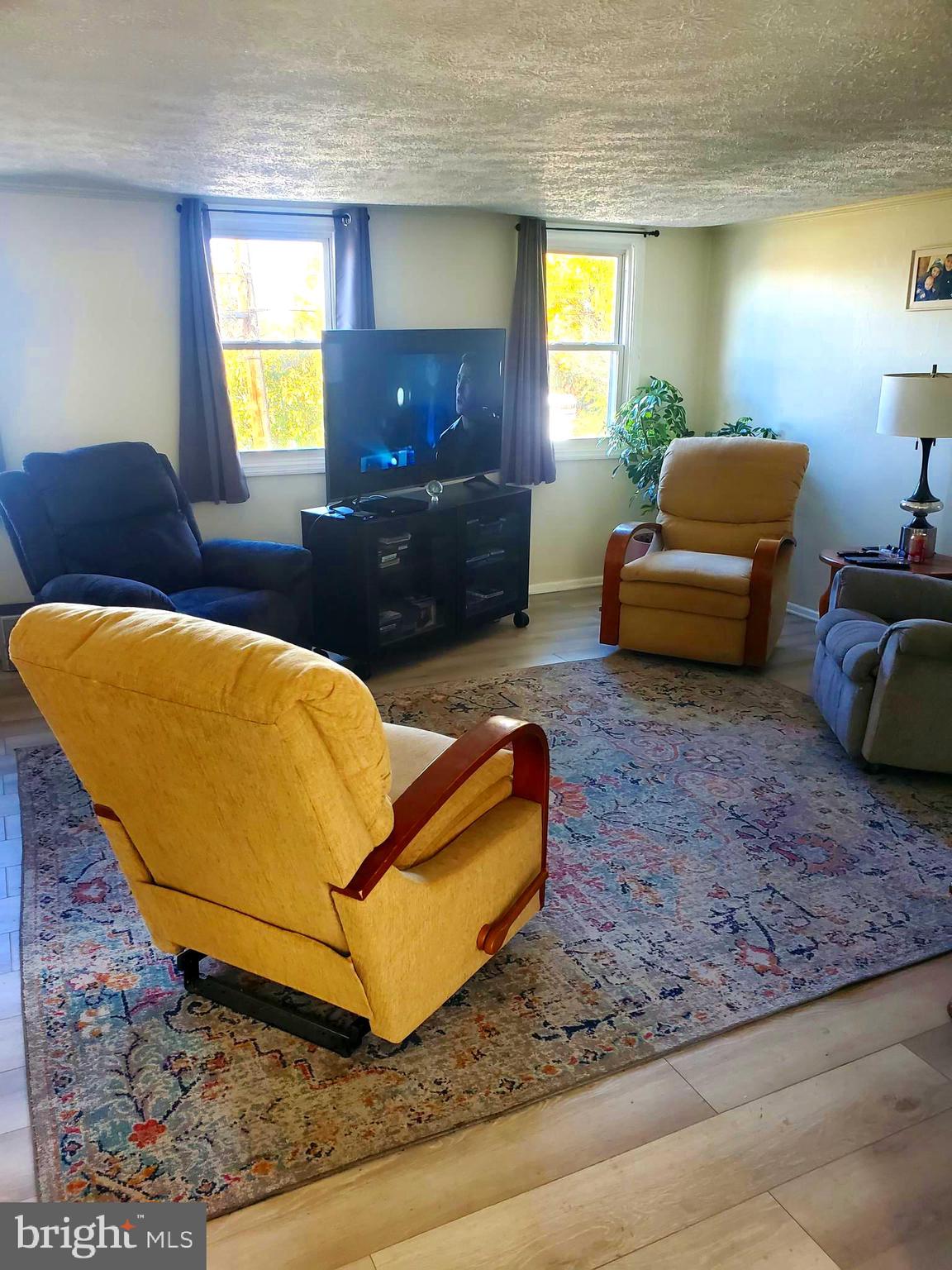 SUNSET BEACH - Residential Lease