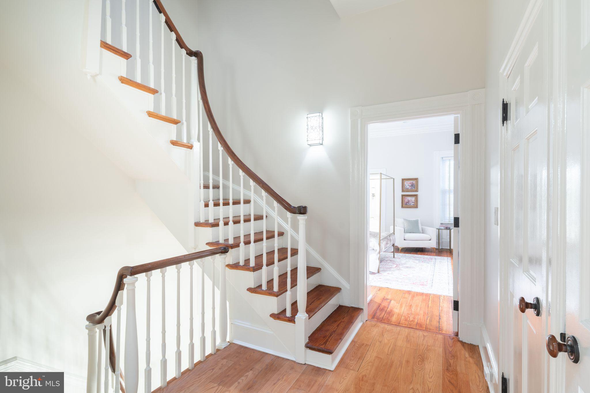 SOCIETY HILL - Residential