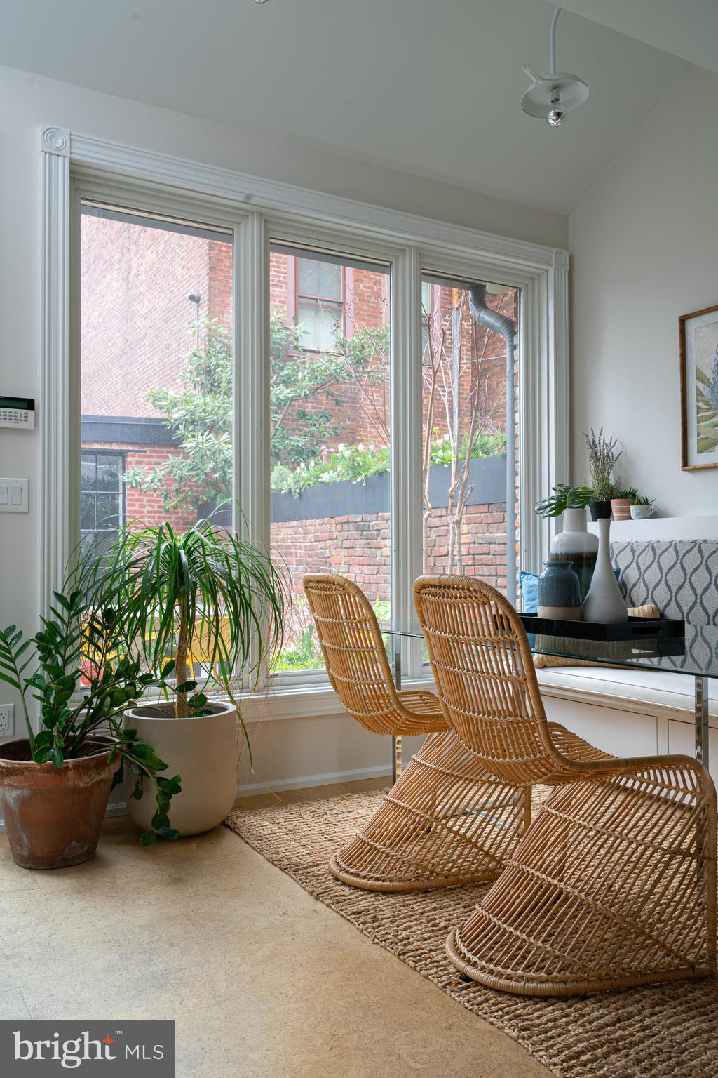 SOCIETY HILL - Residential