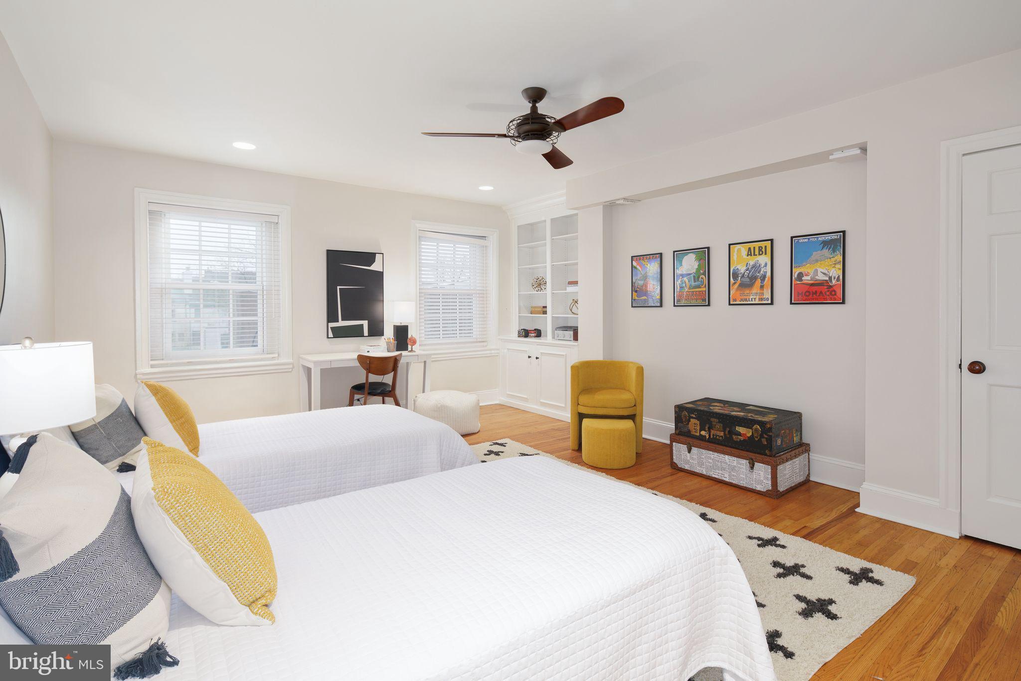 SOCIETY HILL - Residential