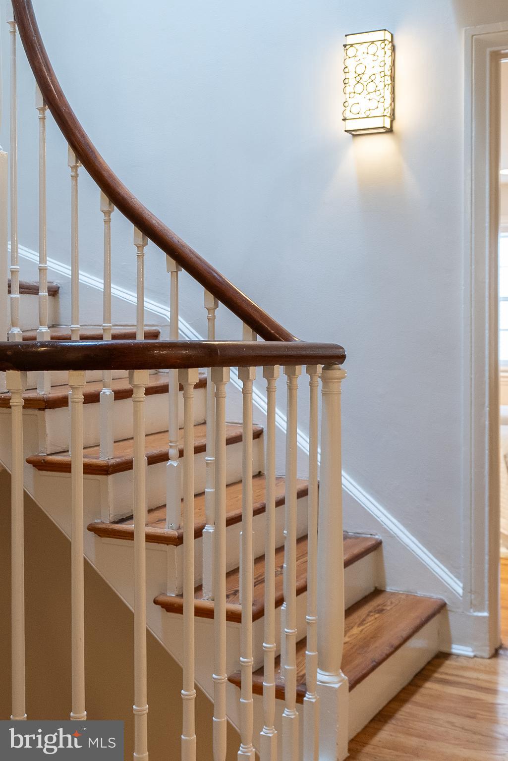 SOCIETY HILL - Residential