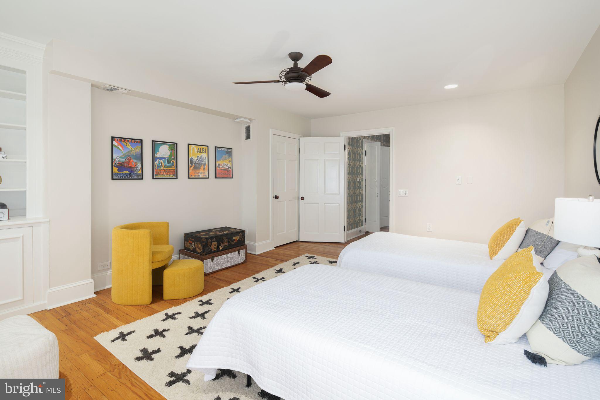 SOCIETY HILL - Residential