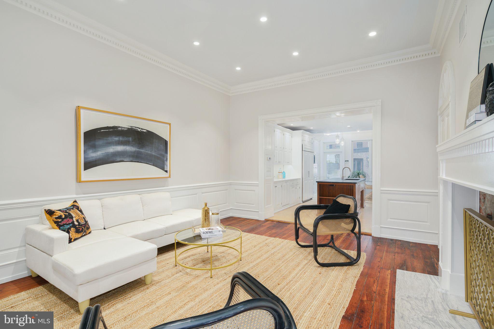 SOCIETY HILL - Residential