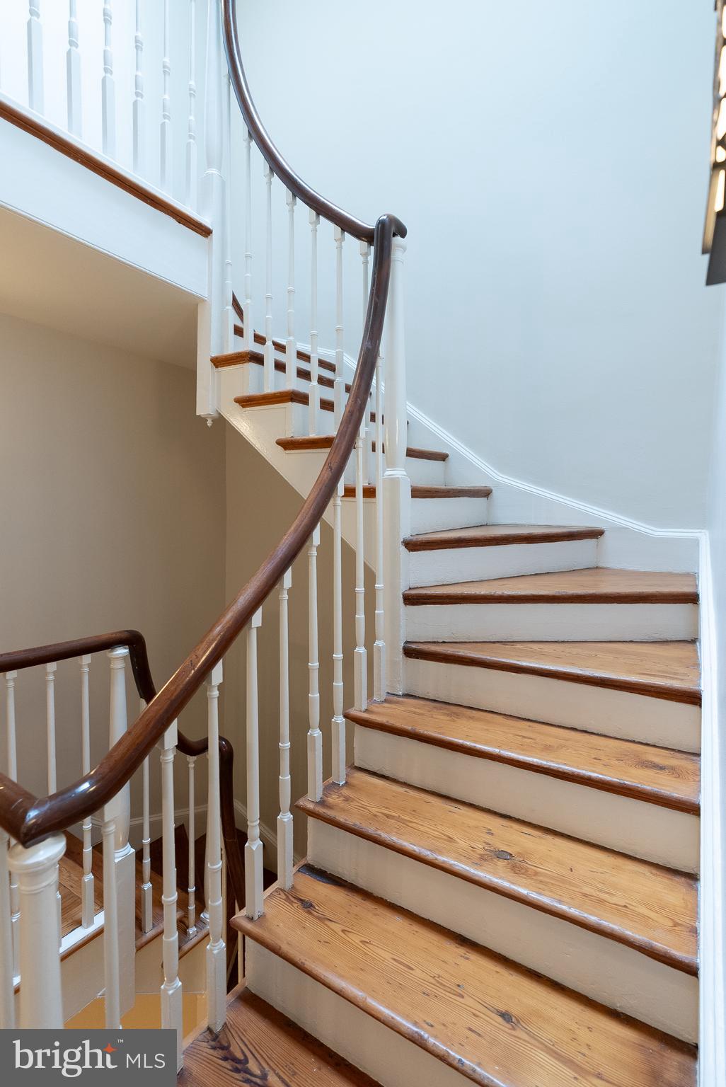 SOCIETY HILL - Residential