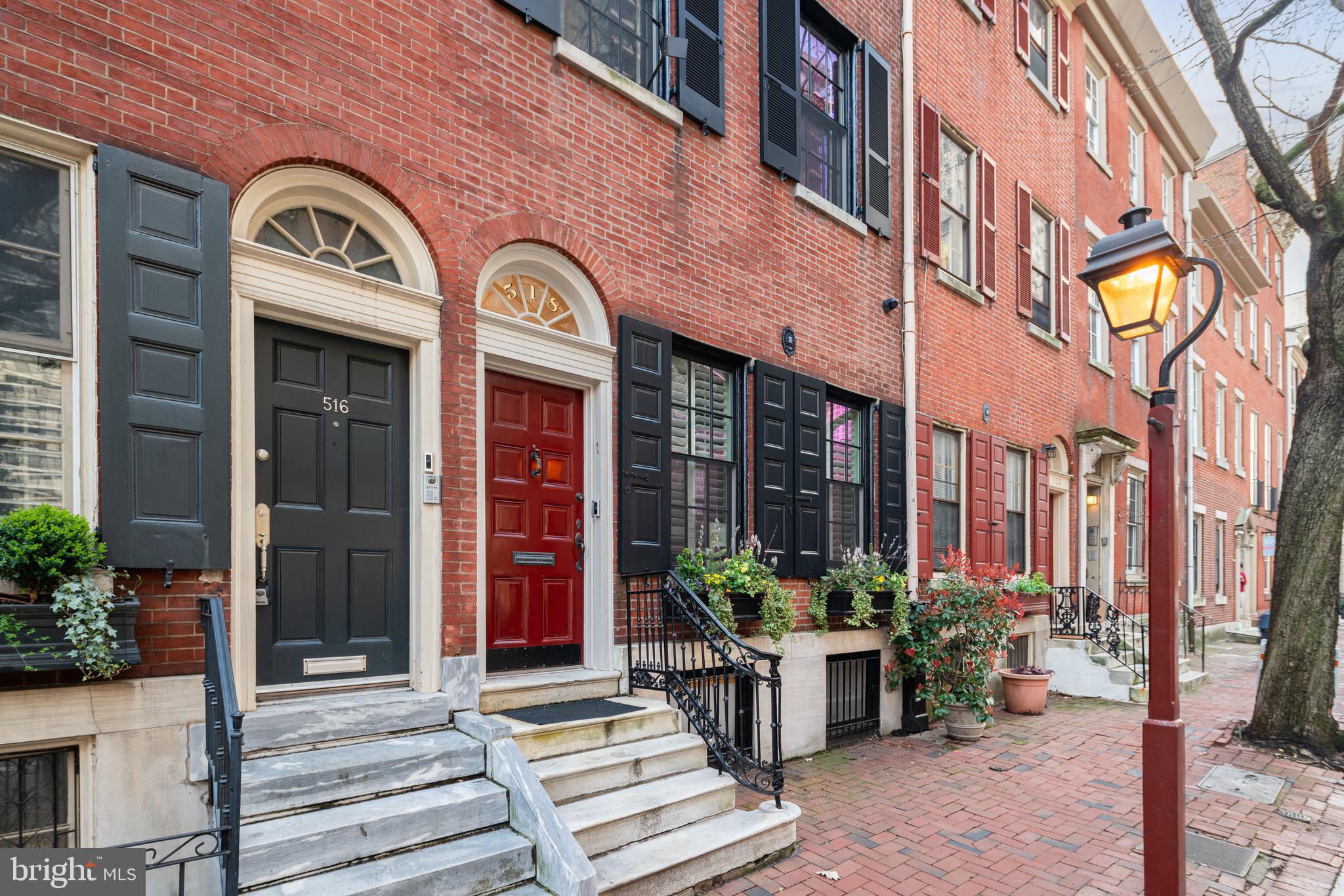 SOCIETY HILL - Residential