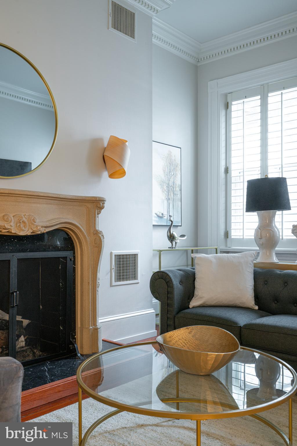 SOCIETY HILL - Residential