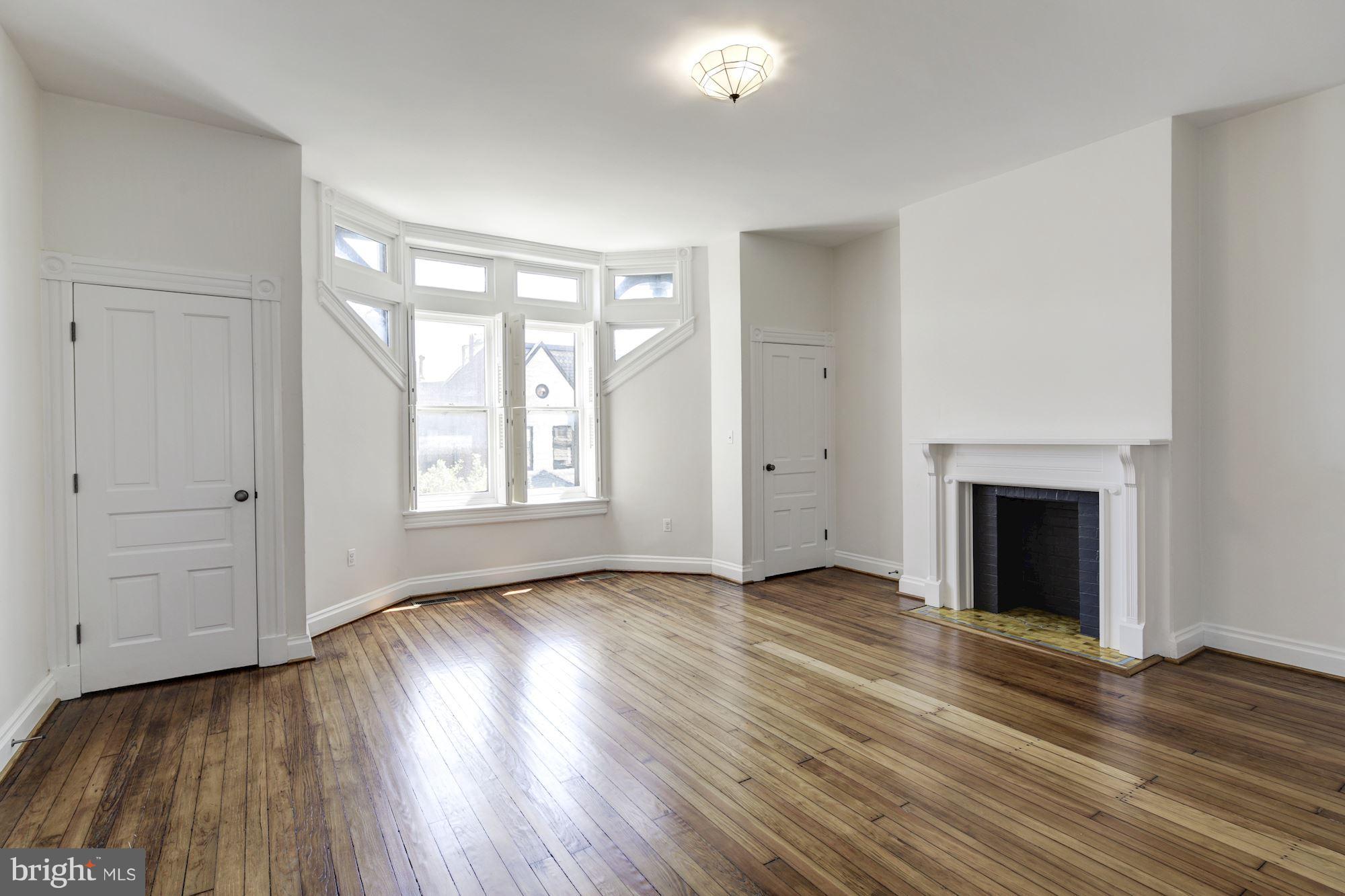 MOUNT VERNON PLACE HISTORIC DISTRICT - Residential Lease