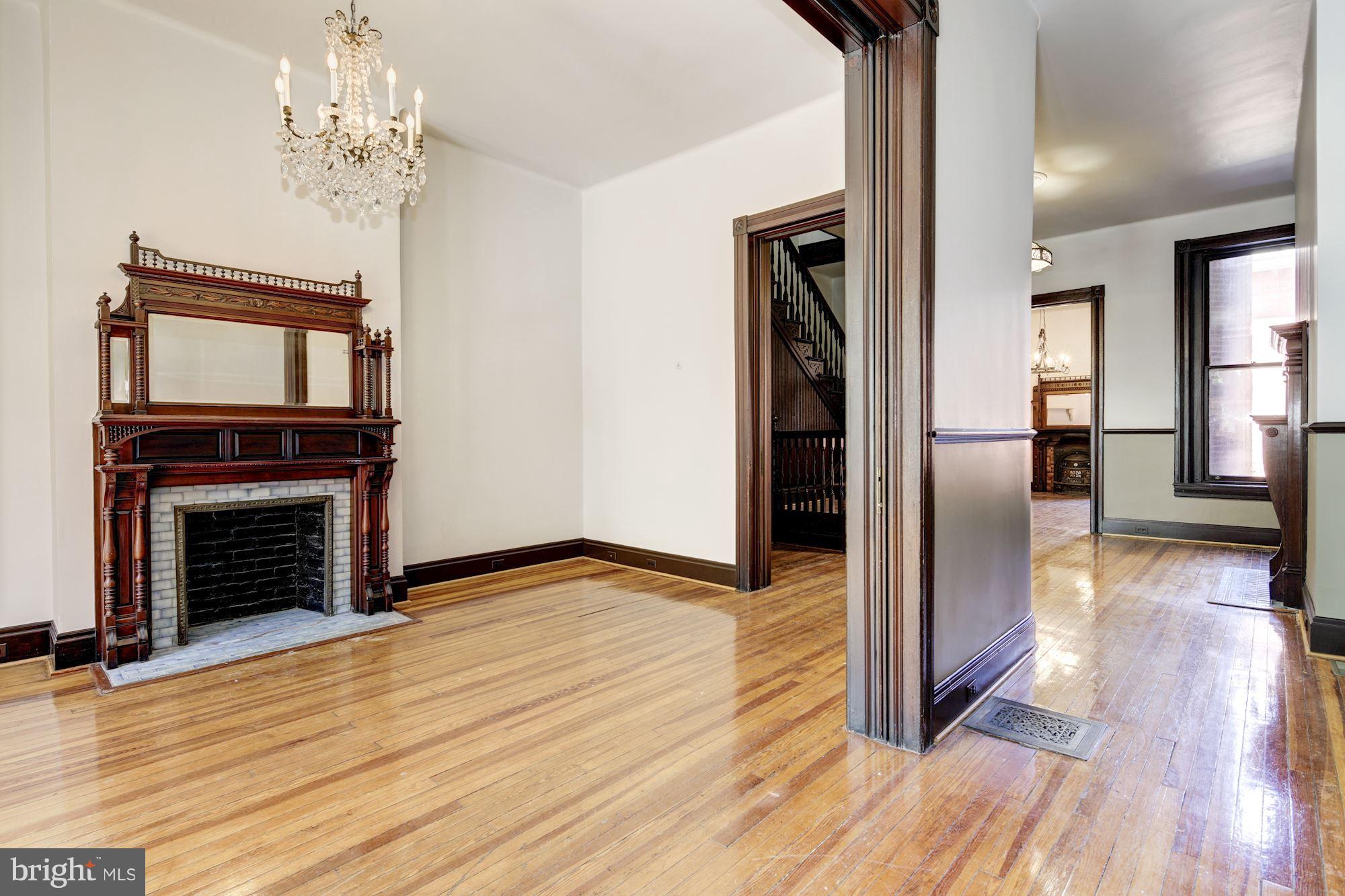 MOUNT VERNON PLACE HISTORIC DISTRICT - Residential Lease