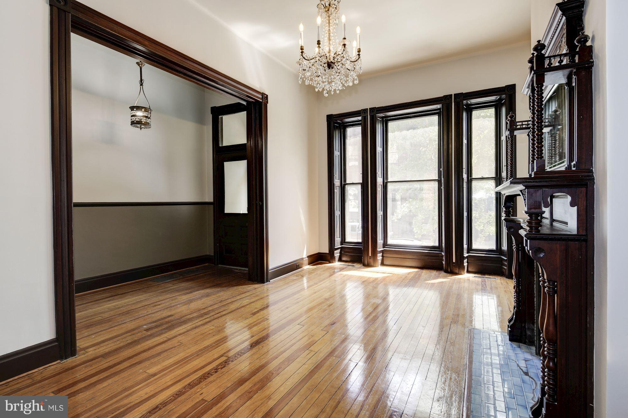 MOUNT VERNON PLACE HISTORIC DISTRICT - Residential Lease