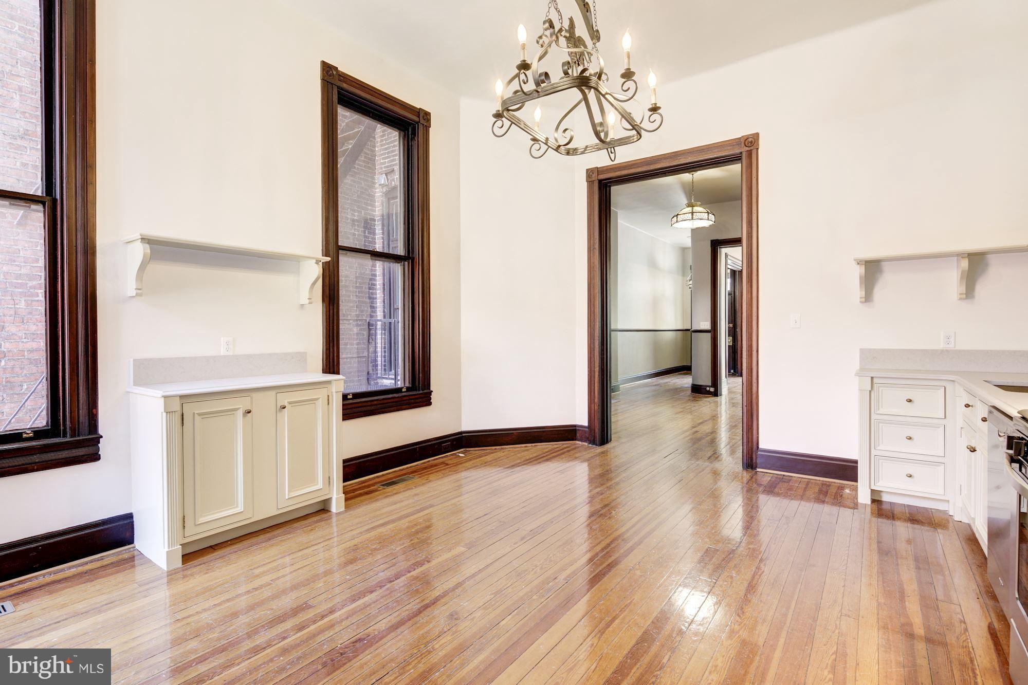 MOUNT VERNON PLACE HISTORIC DISTRICT - Residential Lease