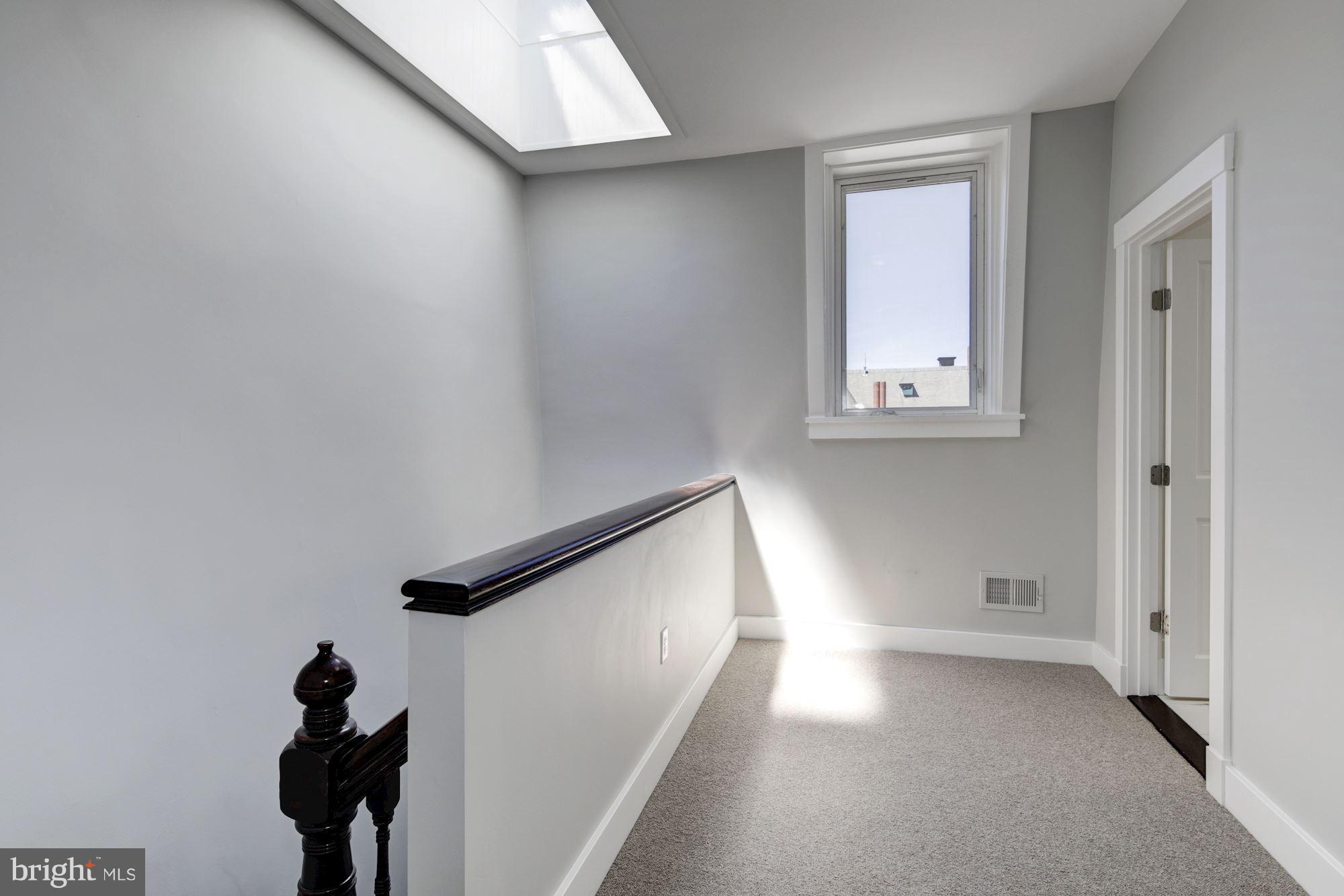 MOUNT VERNON PLACE HISTORIC DISTRICT - Residential Lease