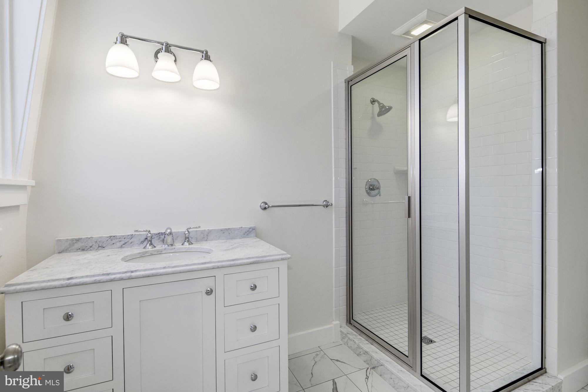 MOUNT VERNON PLACE HISTORIC DISTRICT - Residential Lease