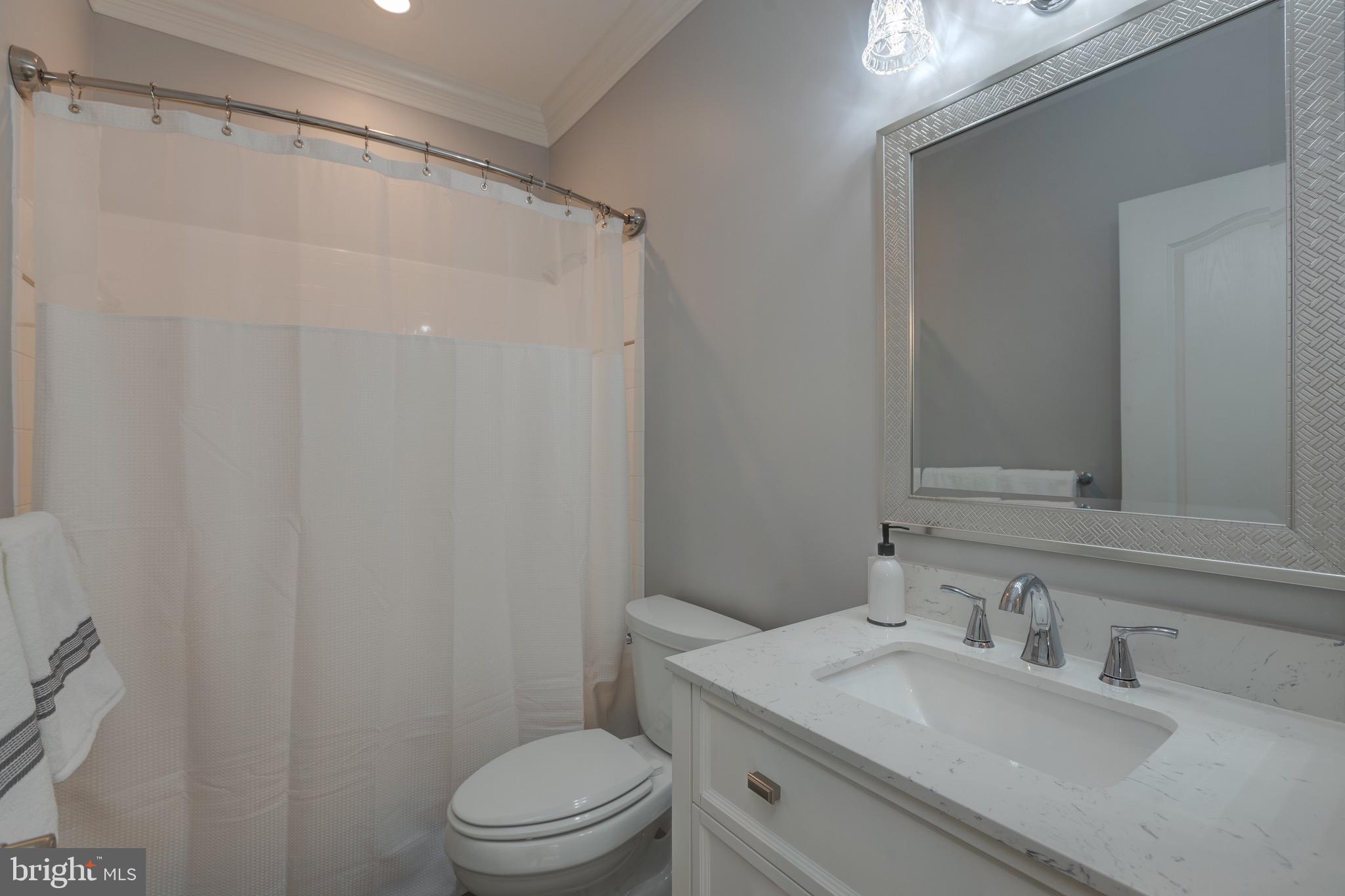 RASPBERRY FALLS - Residential