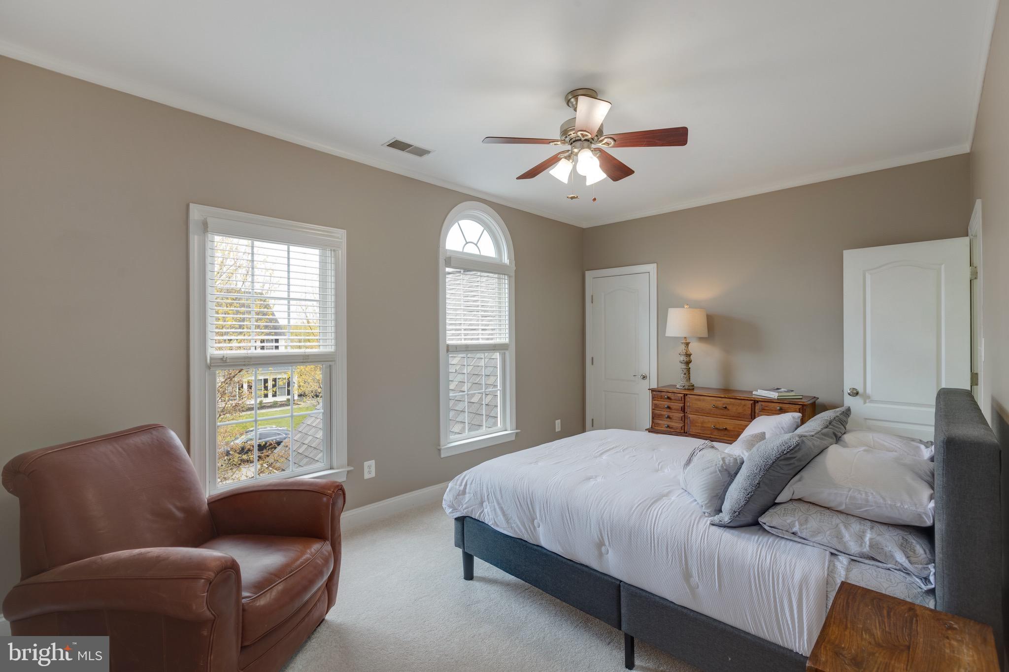 RASPBERRY FALLS - Residential