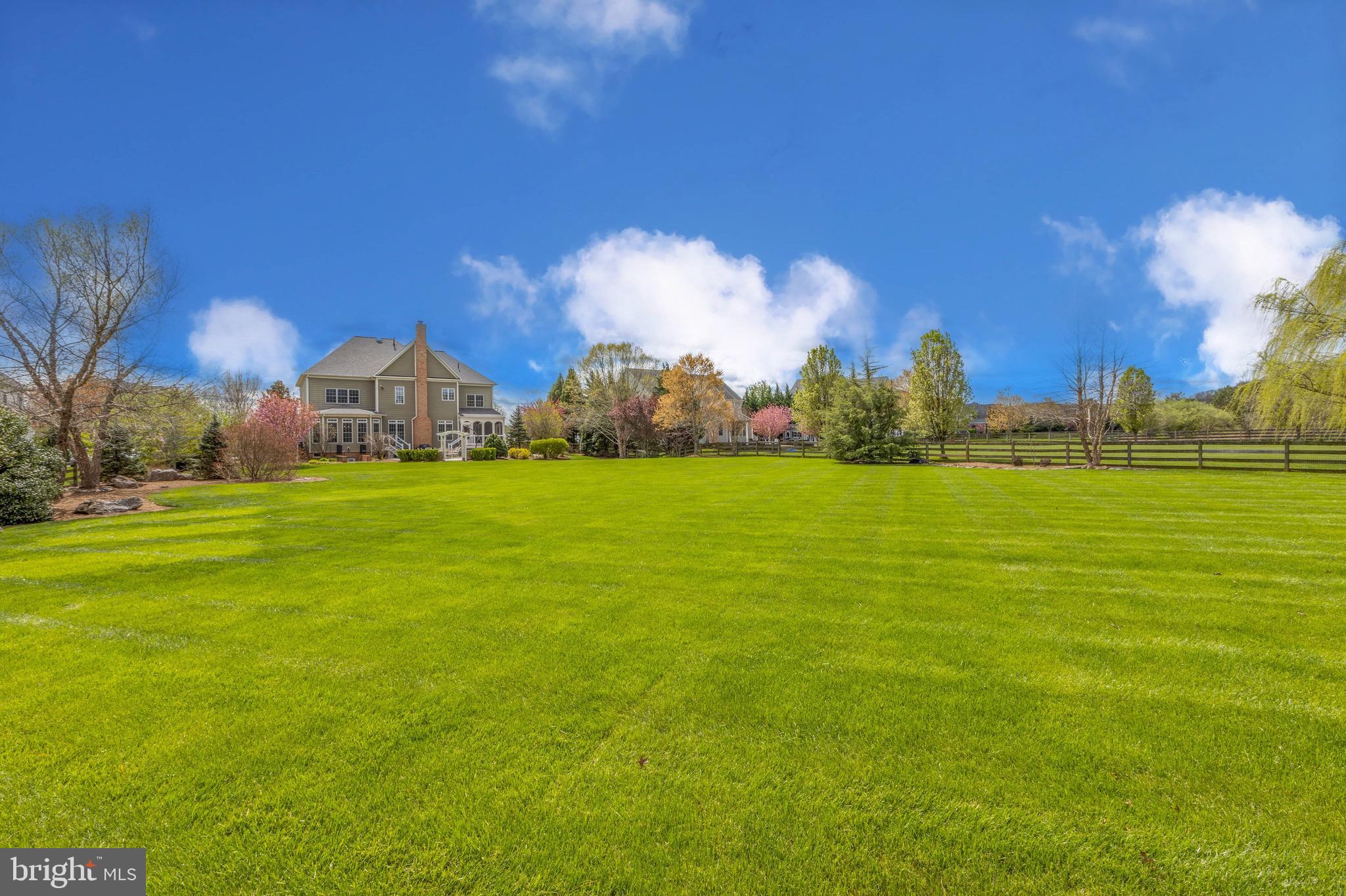 RASPBERRY FALLS - Residential