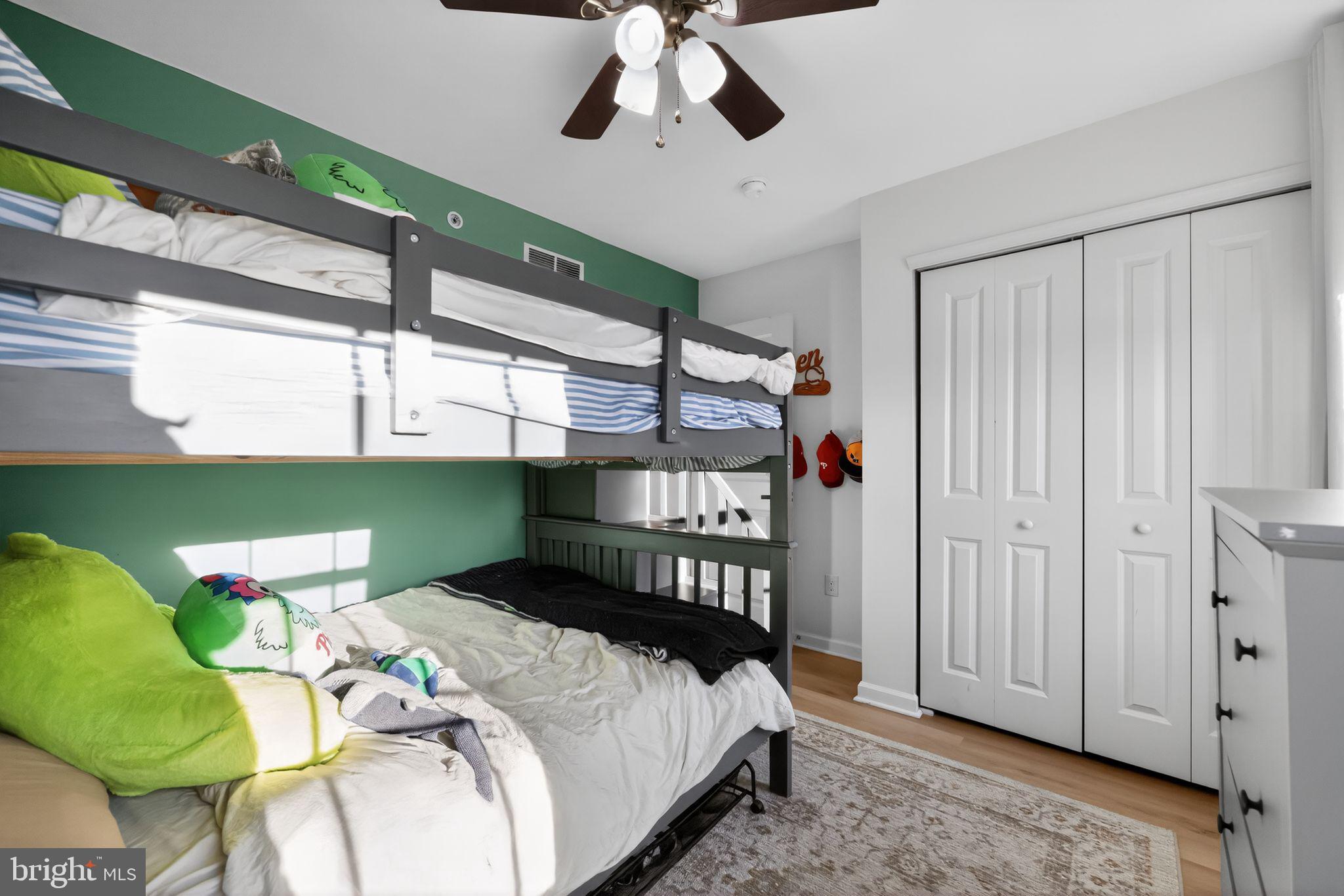 CREEKSIDE AT LLANERC - Residential