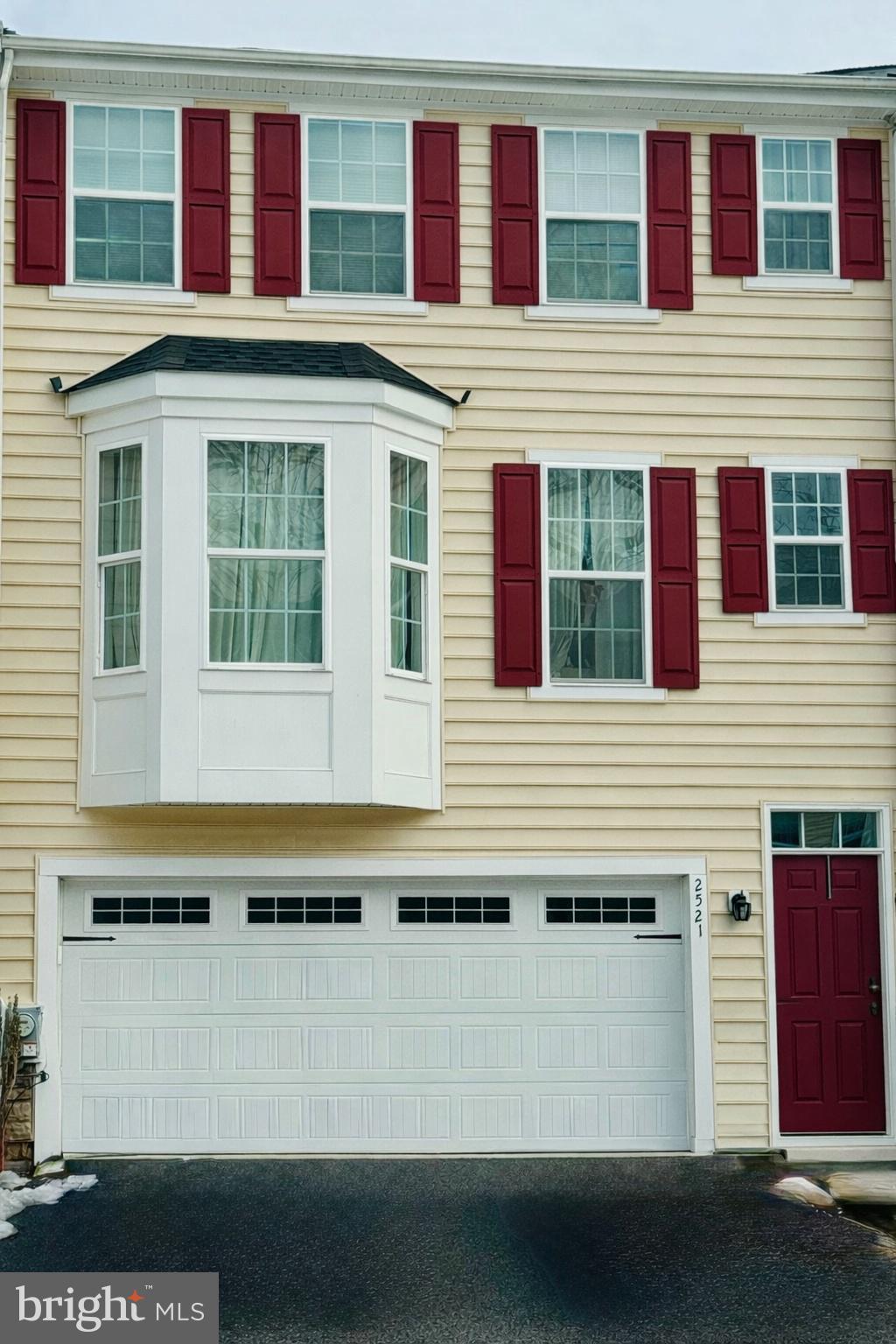 CREEKSIDE AT LLANERC - Residential