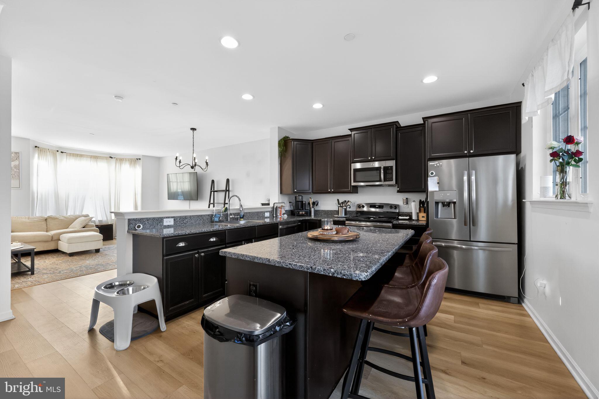 CREEKSIDE AT LLANERC - Residential