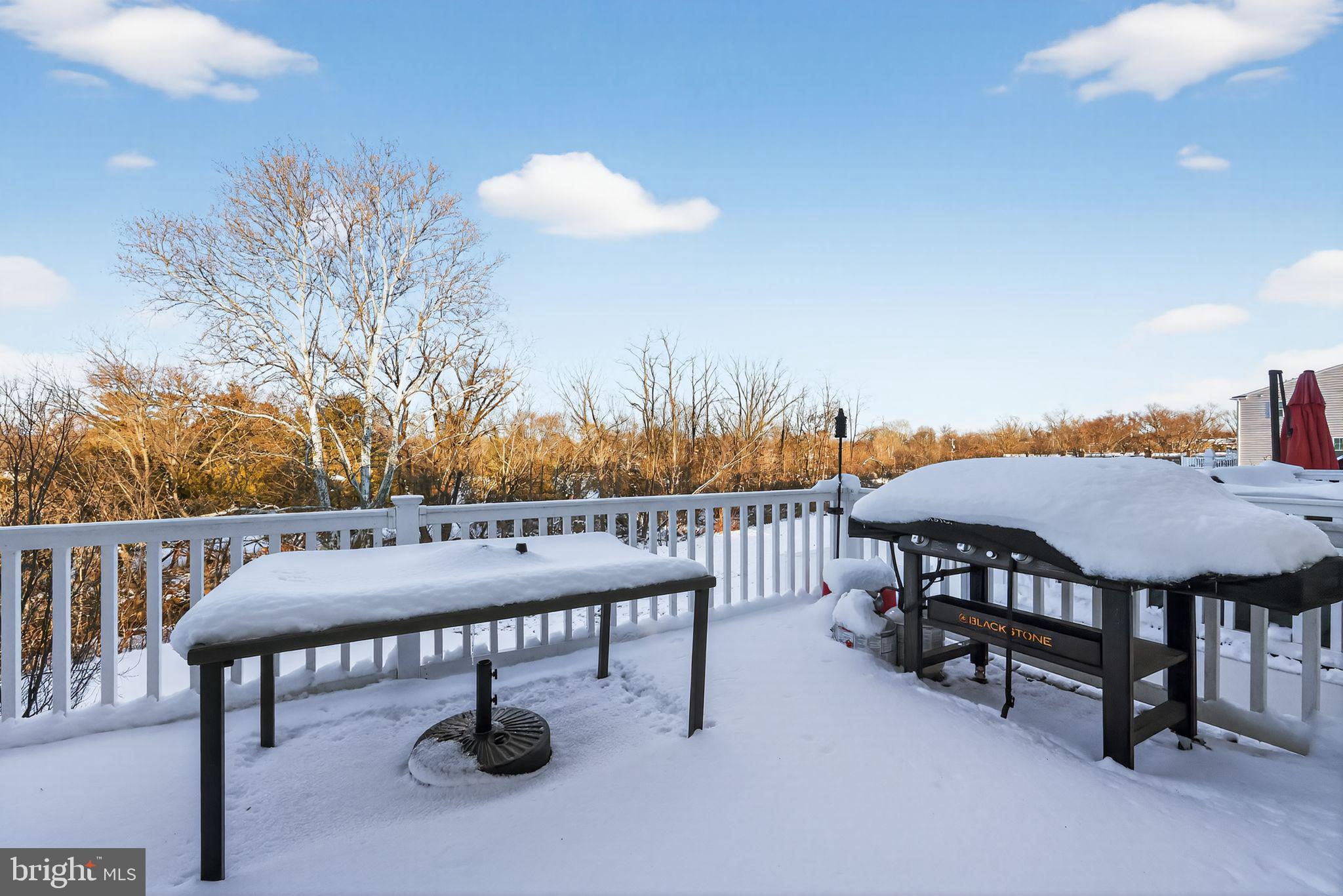 CREEKSIDE AT LLANERC - Residential