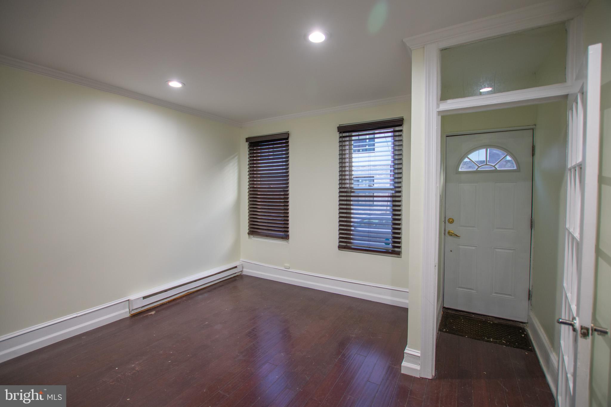 POINT BREEZE - Residential Lease