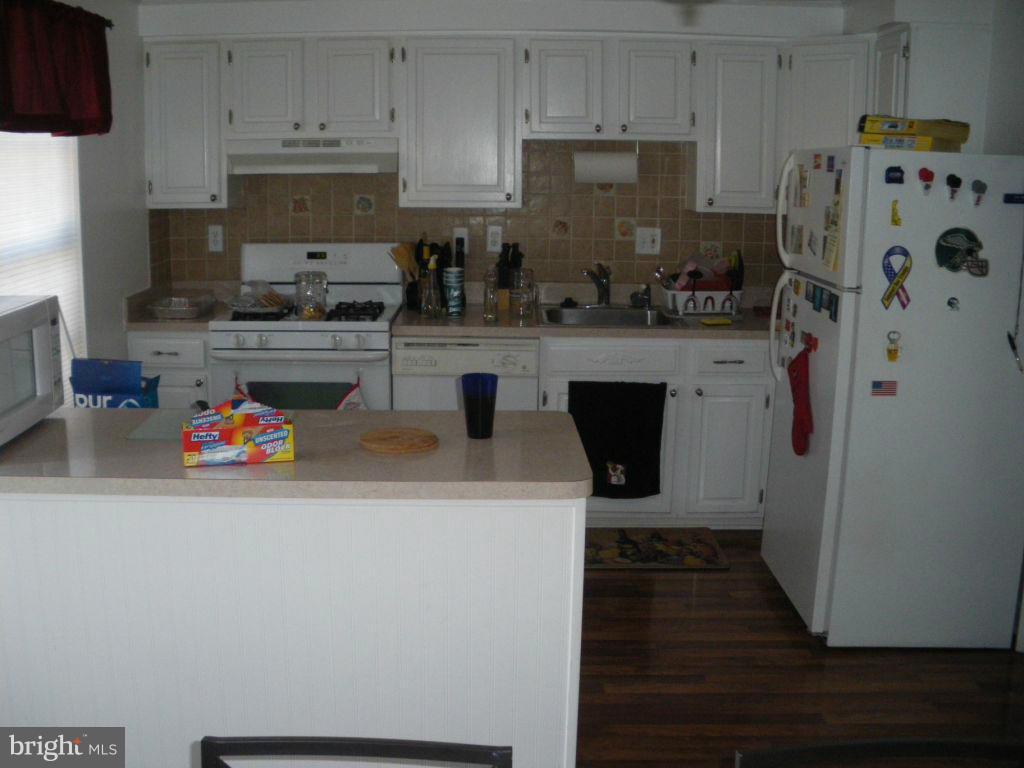 WORTHINGTON WOODS - Residential Lease