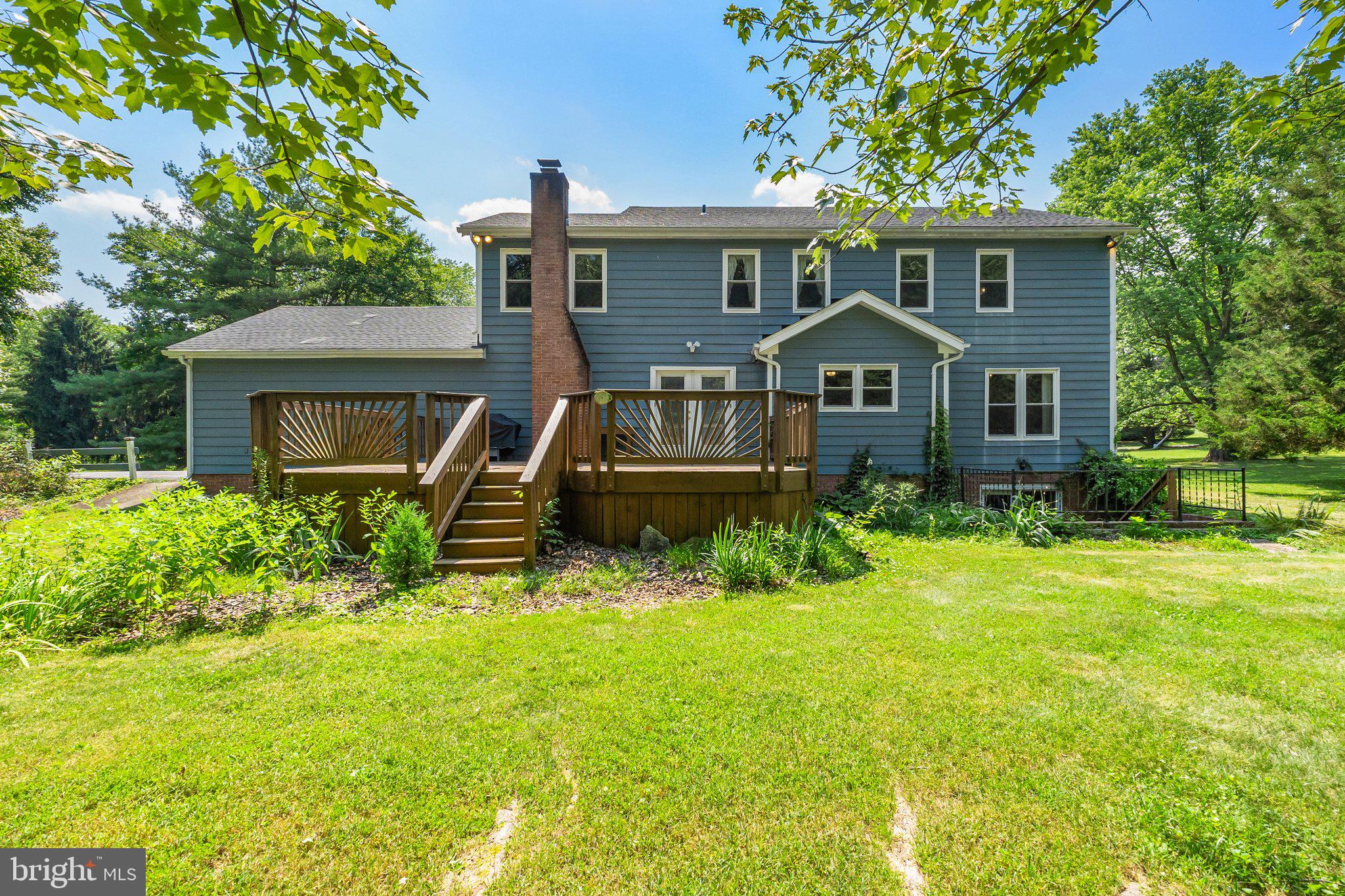 OAK TREE EAST - Residential