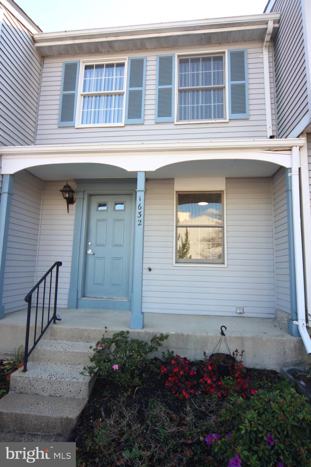 CARRINGTON VILLAGE - Residential Lease