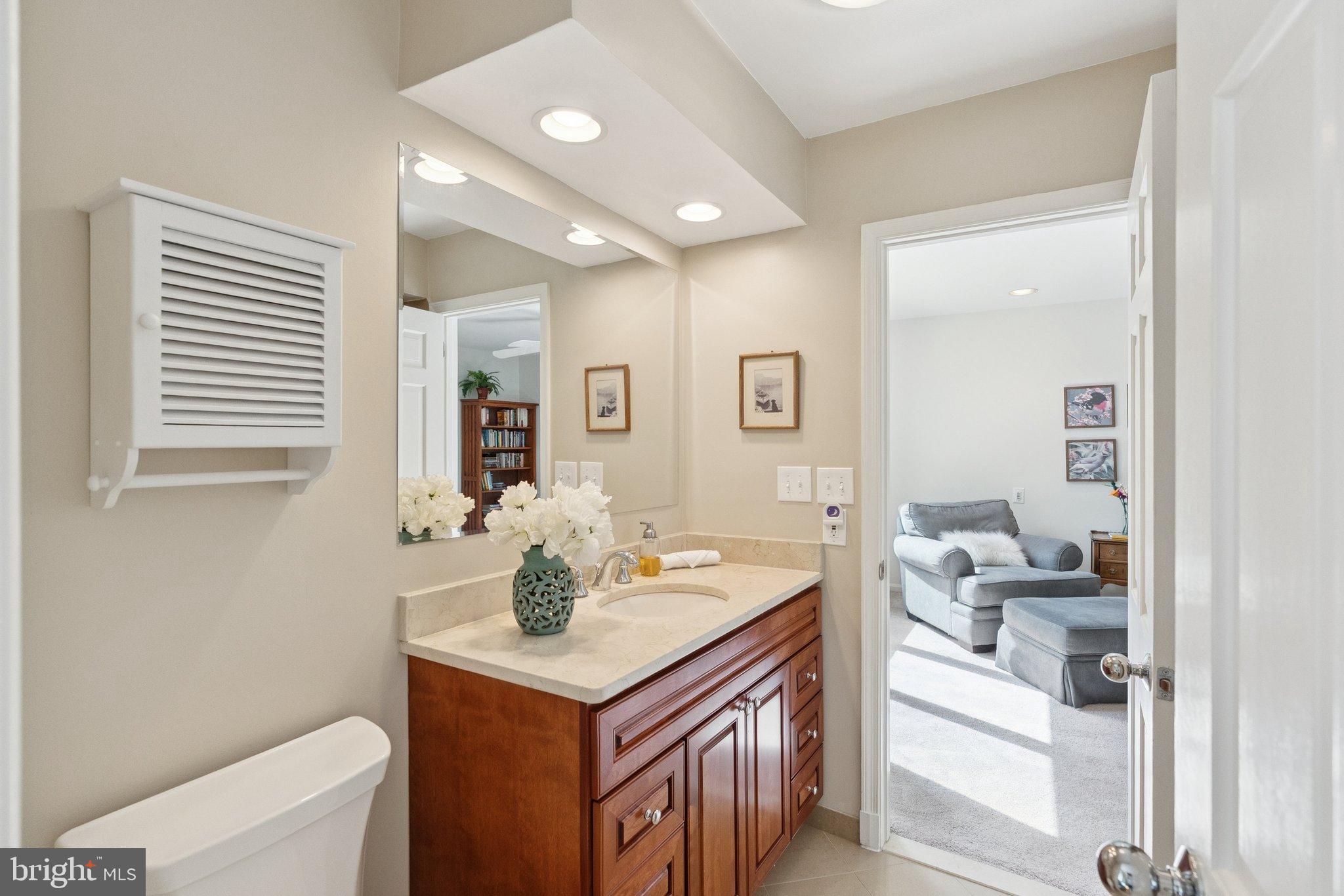 POTOMAC VILLAGE - Residential