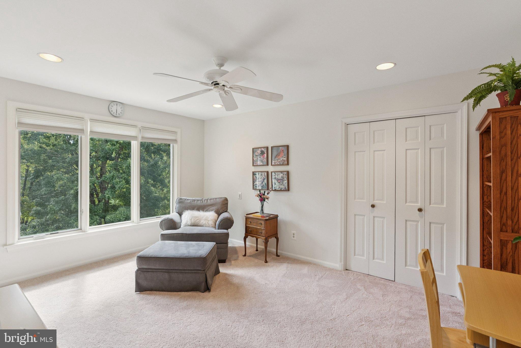 POTOMAC VILLAGE - Residential