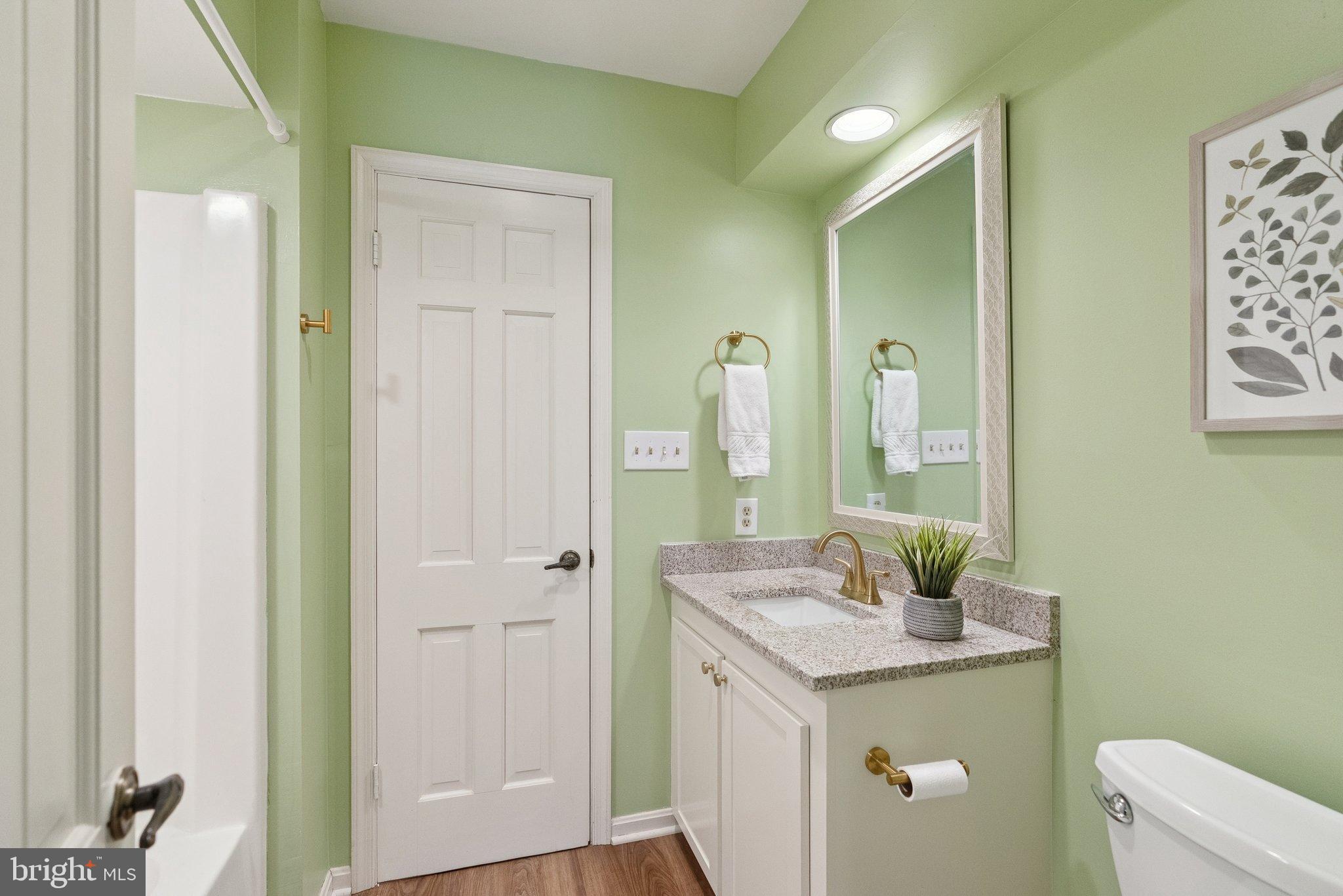 POTOMAC VILLAGE - Residential