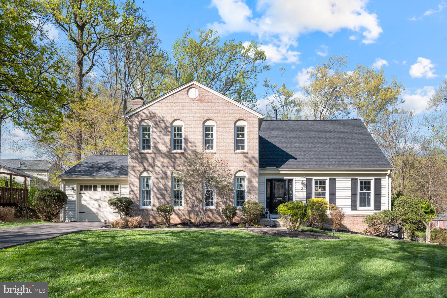 BEL PRE WOODS - Residential