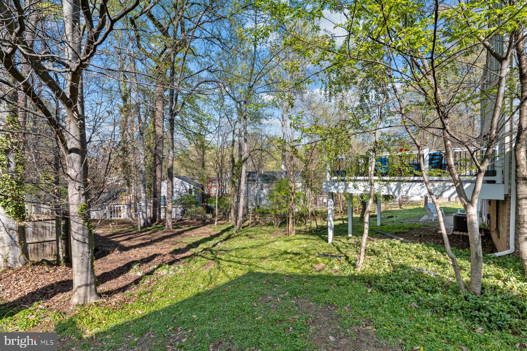 BEL PRE WOODS - Residential