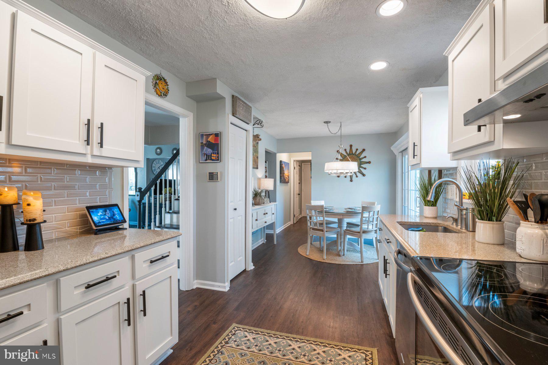 BEL PRE WOODS - Residential