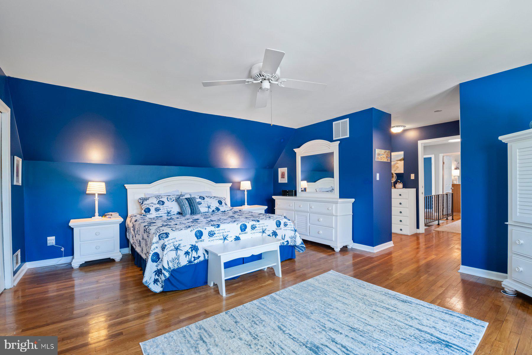 BEL PRE WOODS - Residential