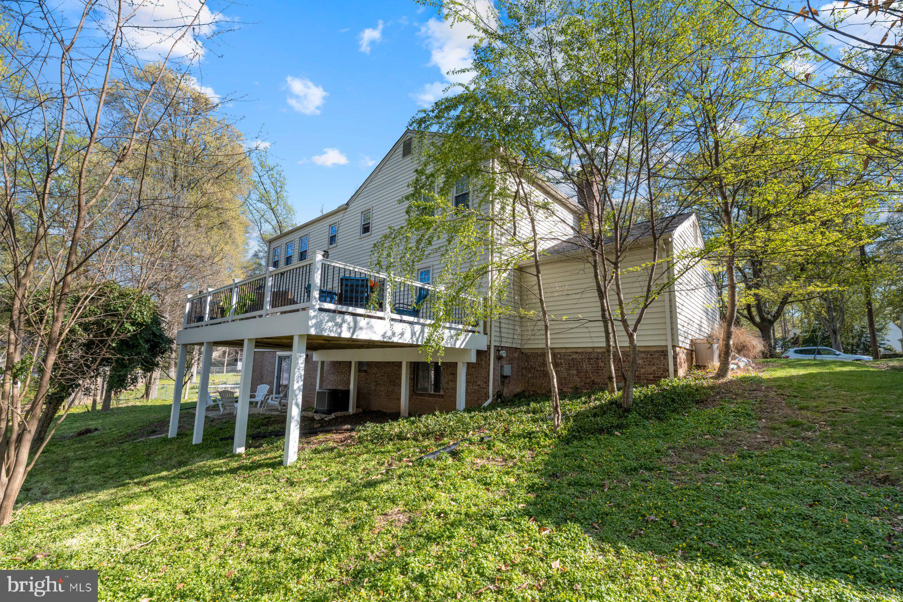 BEL PRE WOODS - Residential