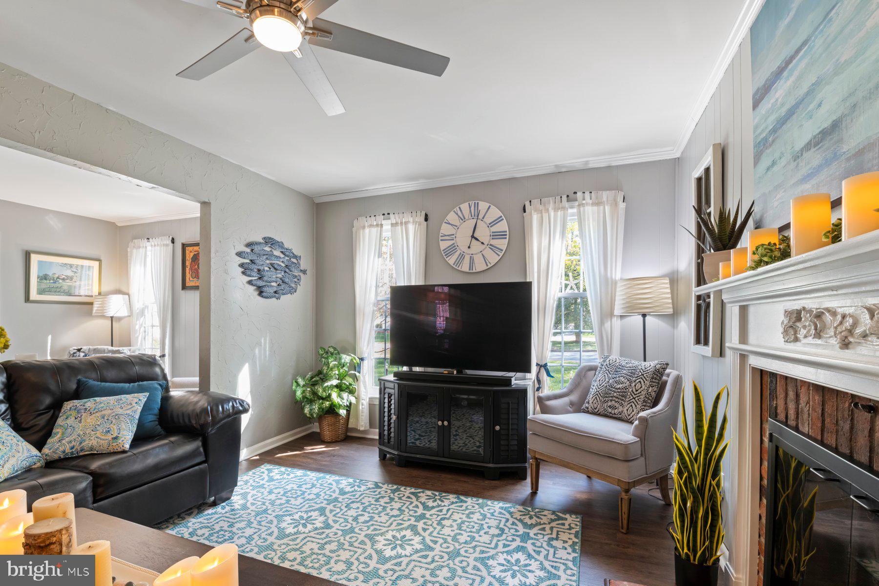 BEL PRE WOODS - Residential