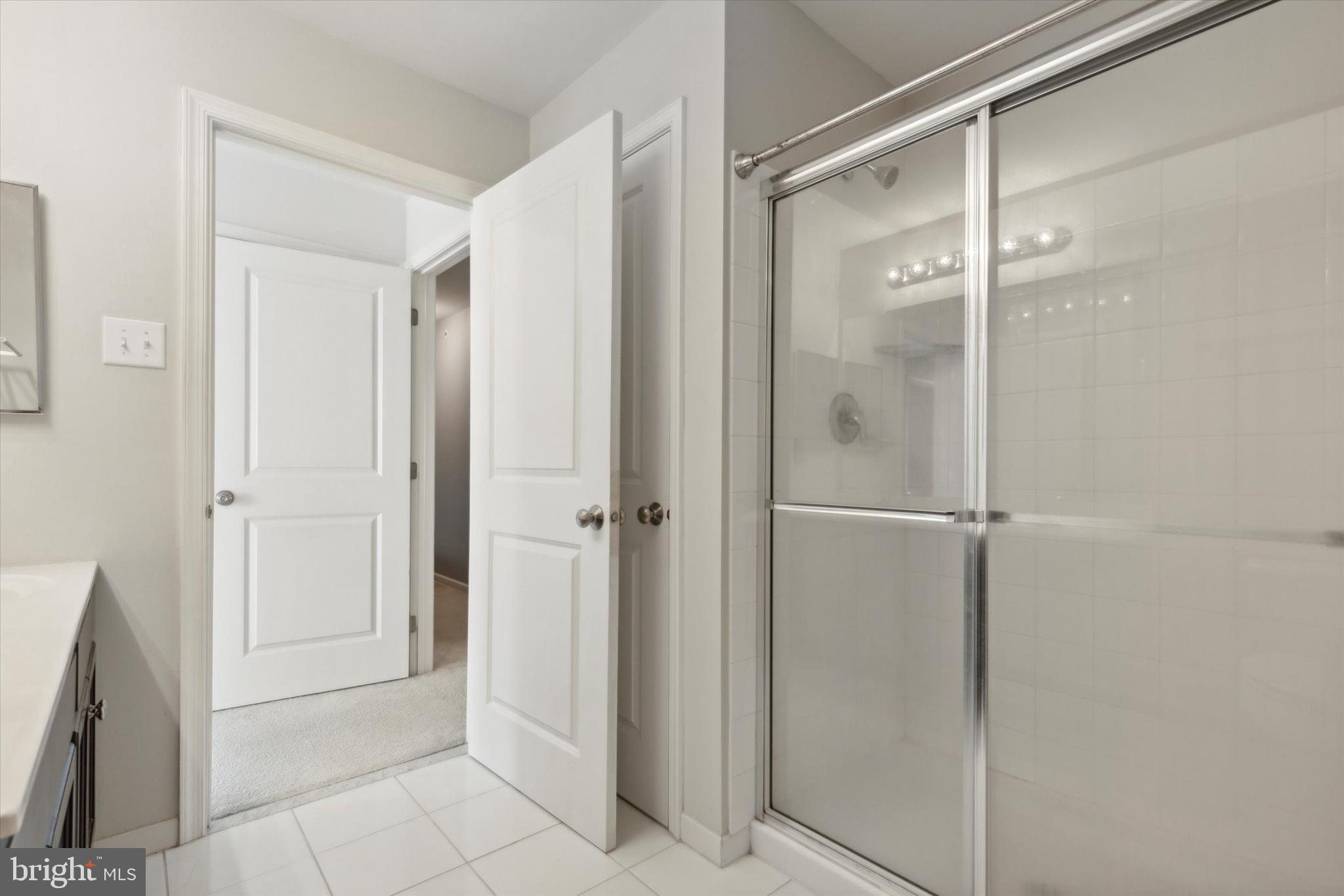 CARILLON HILL - Residential