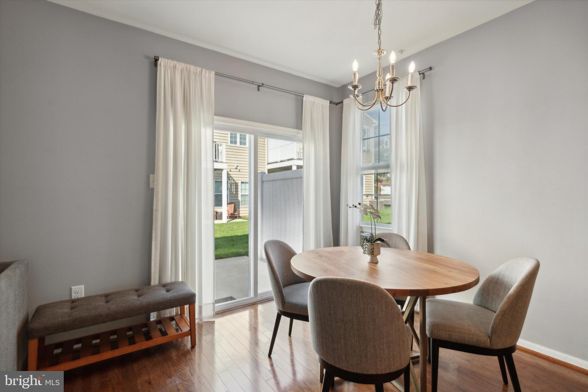 CARILLON HILL - Residential