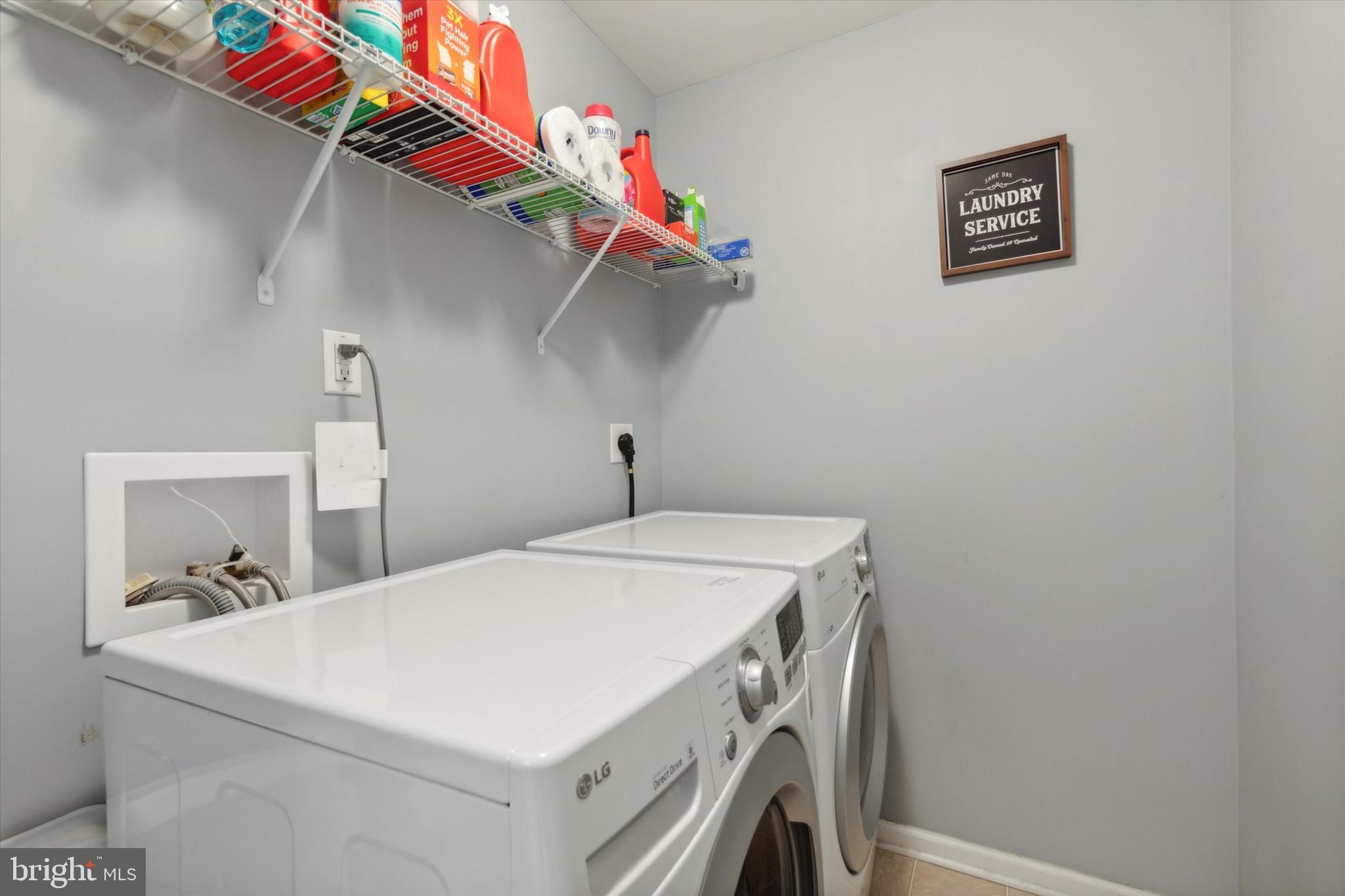 CARILLON HILL - Residential